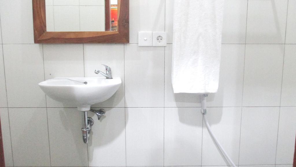 Vinandaka Homestay Sanur Exteriör bild