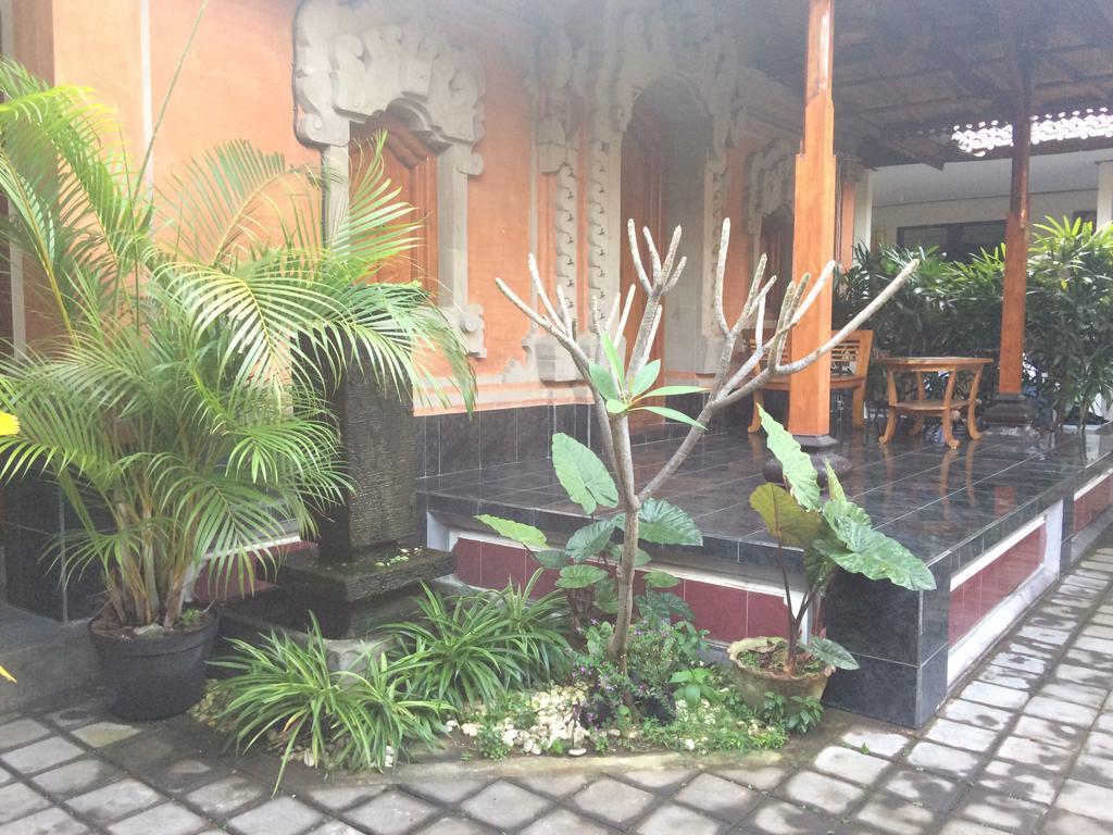 Vinandaka Homestay Sanur Exteriör bild