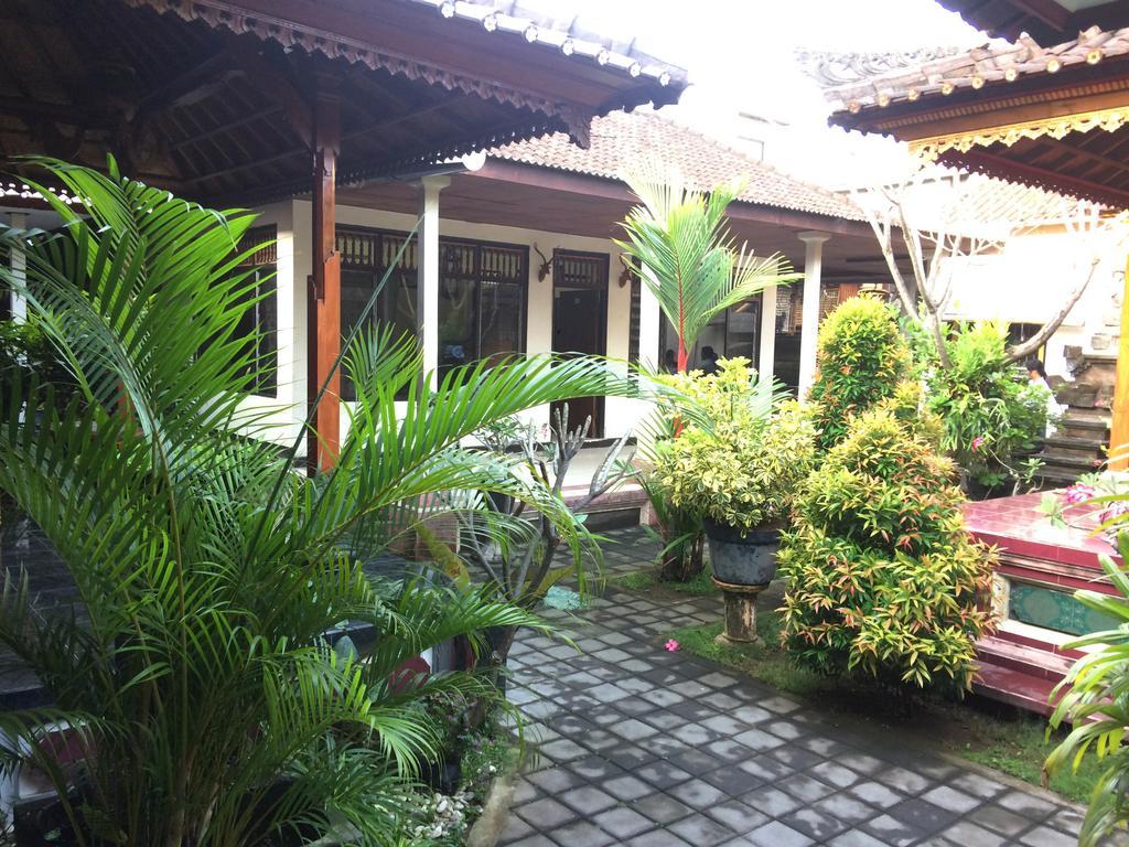 Vinandaka Homestay Sanur Exteriör bild